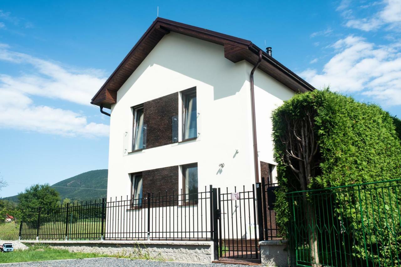Vila Pod Cernou Horou Roznov pod Radhostem Bagian luar foto